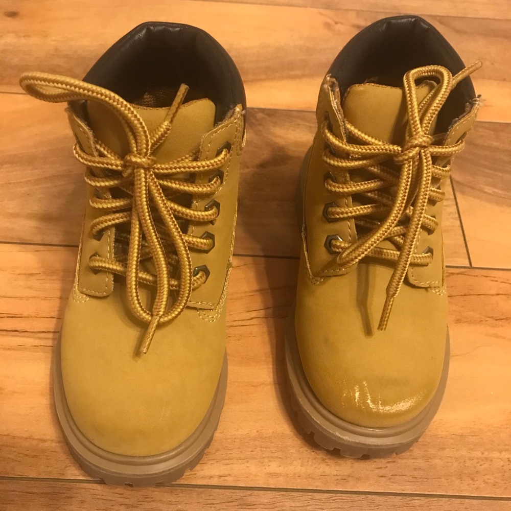 Toddler Boys Stone Canyon Boots sz 9